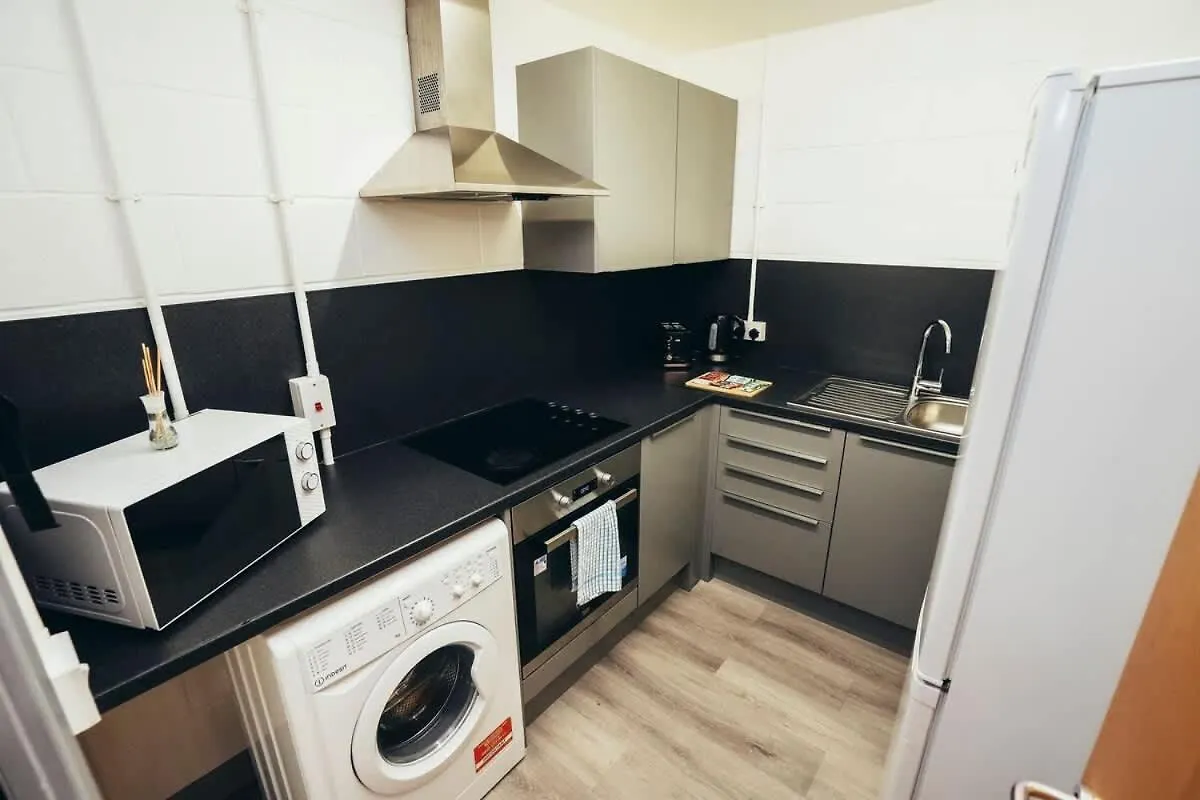 בית נופש שפילד 1Br City Centre Apt, Self Check In, Wifi, By Derbnb